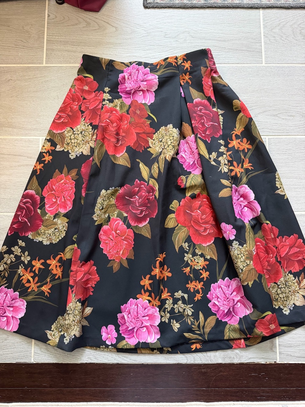 Catherine Malandrino Black A-Line Skirt with Red & Pink Floral Print